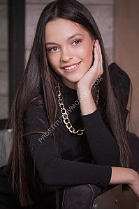 Анна, метро Войковская