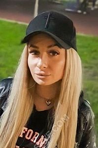 Лена, метро Владыкино