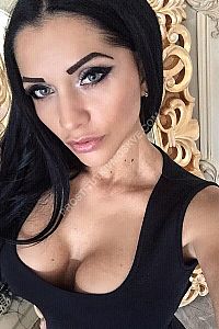 Алёна, метро Щукинская