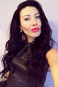 Оксана, метро Студенческая