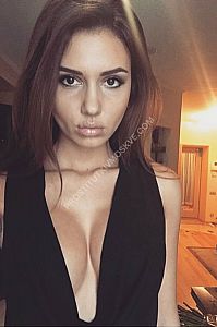 Таня, метро Сретенский бульвар