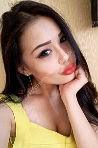 Нина, метро Сходненская