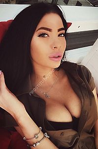 Ирина, метро Университет