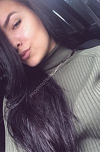 Алина, метро Белокаменная