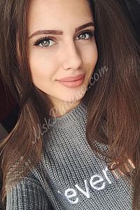 Катя, метро Крестьянская застава