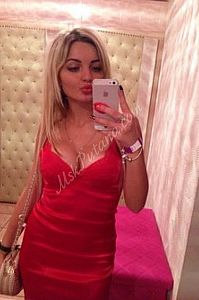Лана, метро Новогиреево