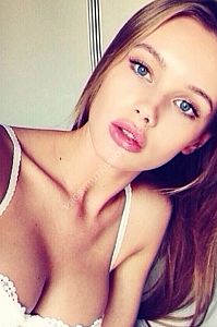 Лина, метро Площадь Ильича