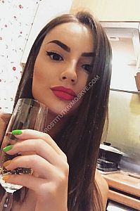 Ксения, метро Павелецкая