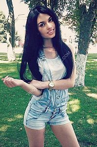 Катя, метро Чкаловская
