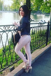Оля, метро Кутузовская
