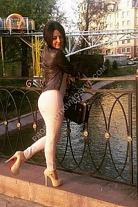 Анна, метро Кропоткинская