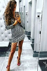 Алина, метро Александровский сад