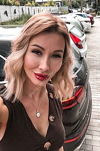 Полина, метро Тушинская