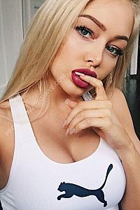 Лиза, метро Калужская