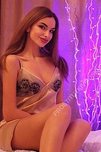 Мила, метро ВДНХ
