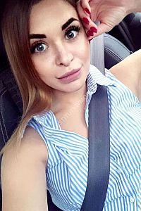 Юля, метро Библиотека имени Ленина