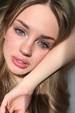 Лина, метро Шелепиха